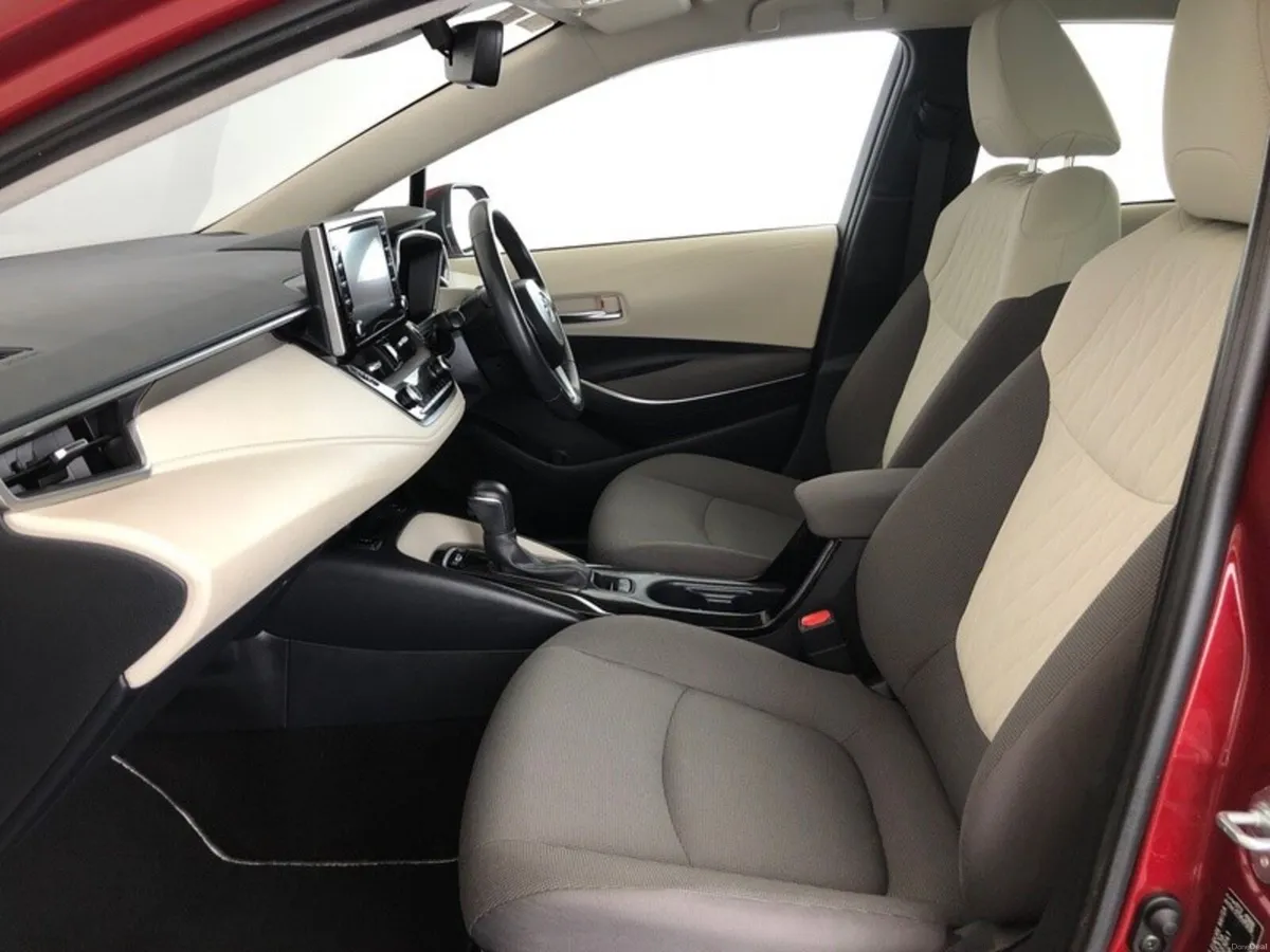 Toyota Corolla COROLLA HYB LUNA SPORT SA - Image 6