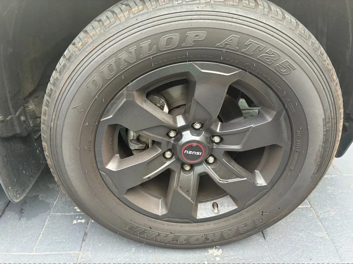 Isuzu D-Max 2025 - Image 5