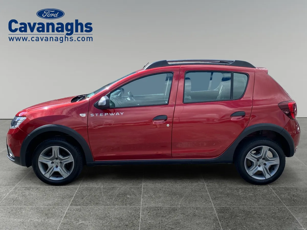 2020 Dacia Sandero Stepway Alternative - Image 2