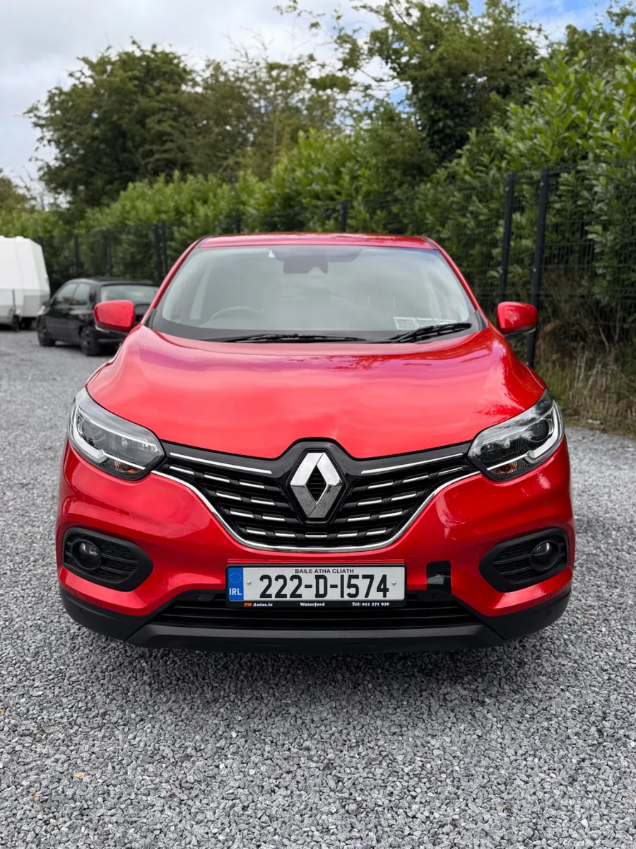 Renault Kadjar available with 0 deposit finance - Image 2