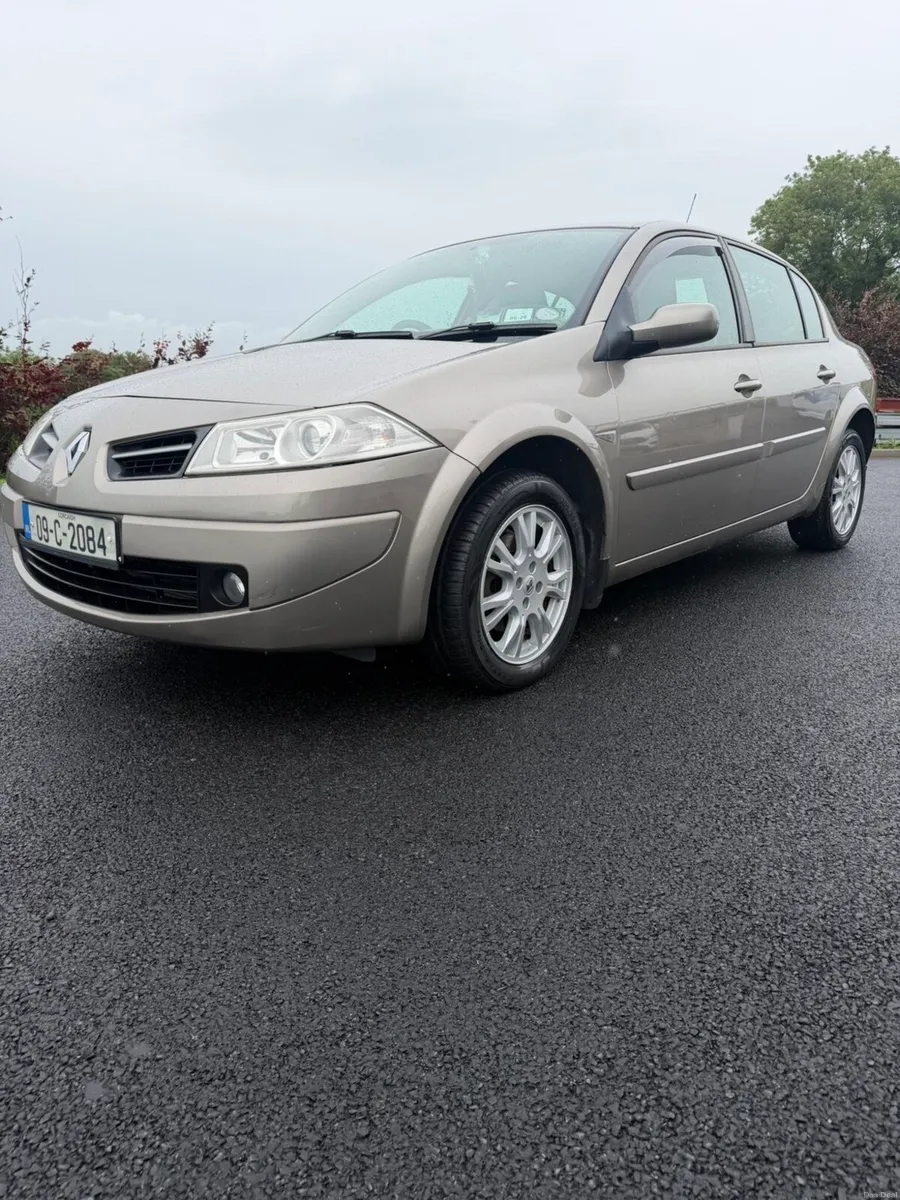 2009 Renault megane - Image 1