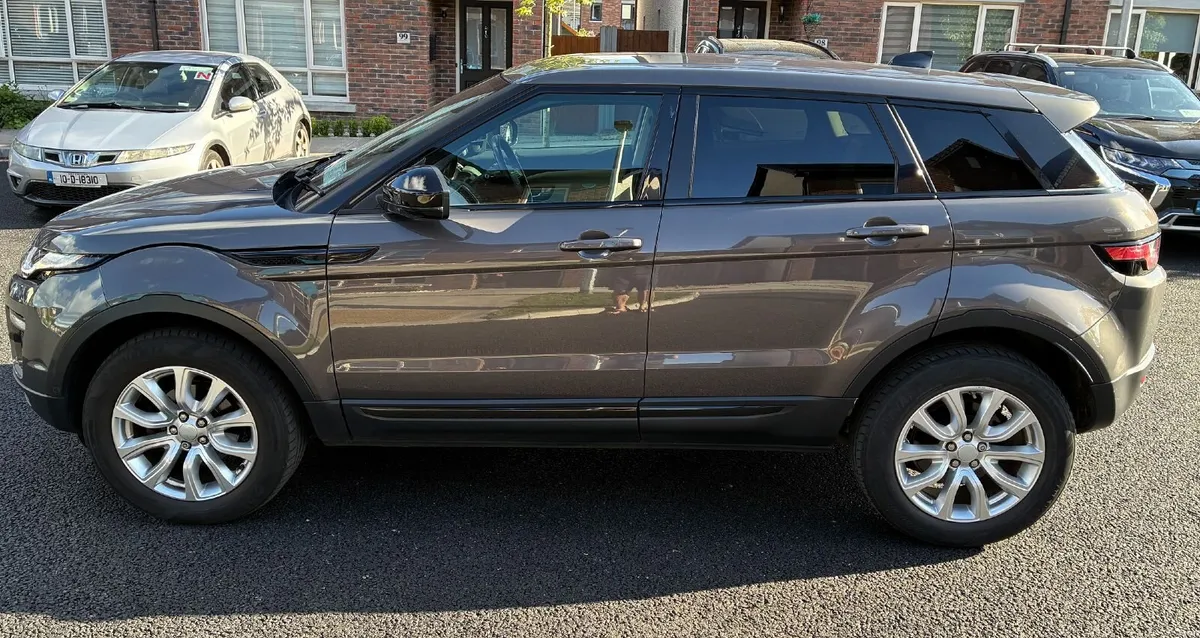 Land Rover Range Rover Evoque SE Premium 2017 - Image 1