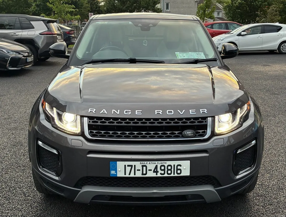 Land Rover Range Rover Evoque SE Premium 2017 - Image 2