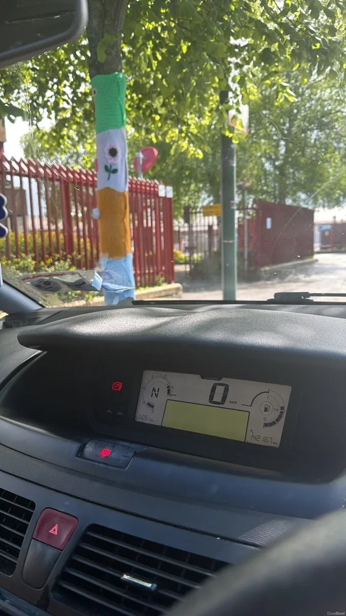 Citroen C4 Picasso 2011 - Image 2
