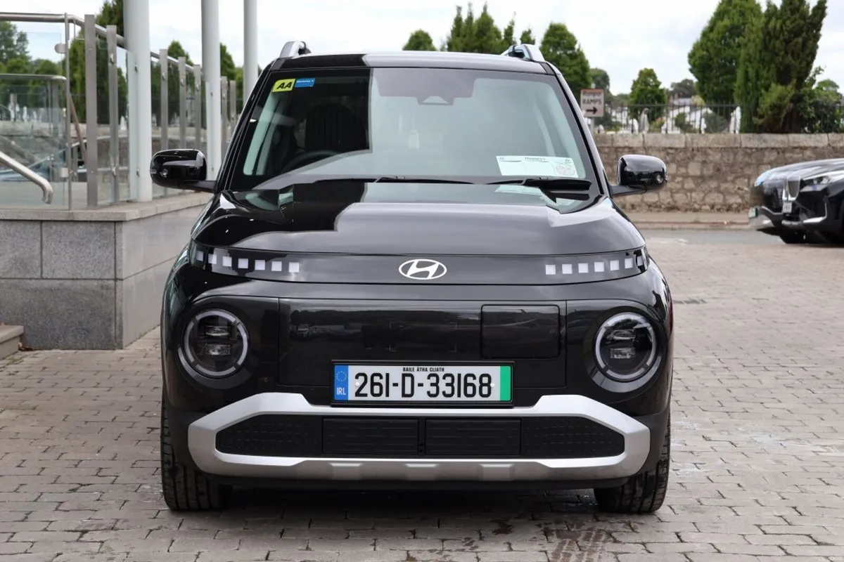 Hyundai INSTER Inster Elegance 49 kW, Demo Sale - Image 3