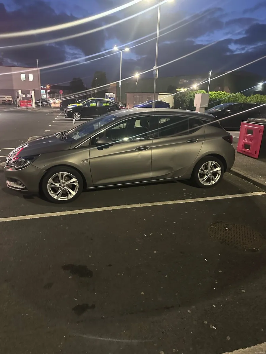 Vauxhall Astra K - Image 5