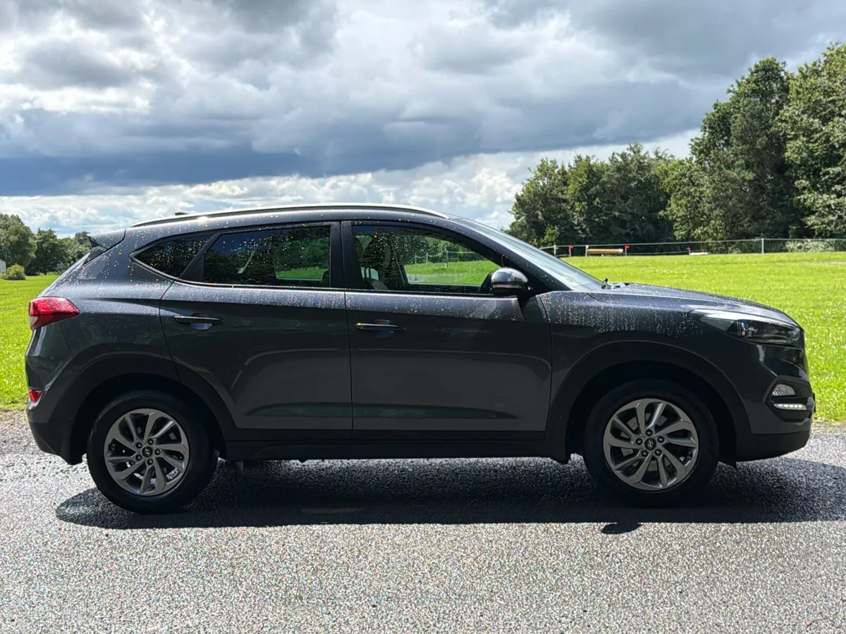 Hyundai Tucson 2016 Executive Huge Specs - Image 2
