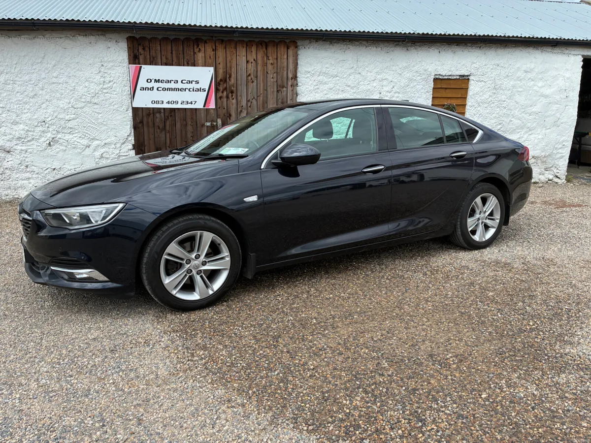 Opel Insignia 2018 / Finance Available - Image 1