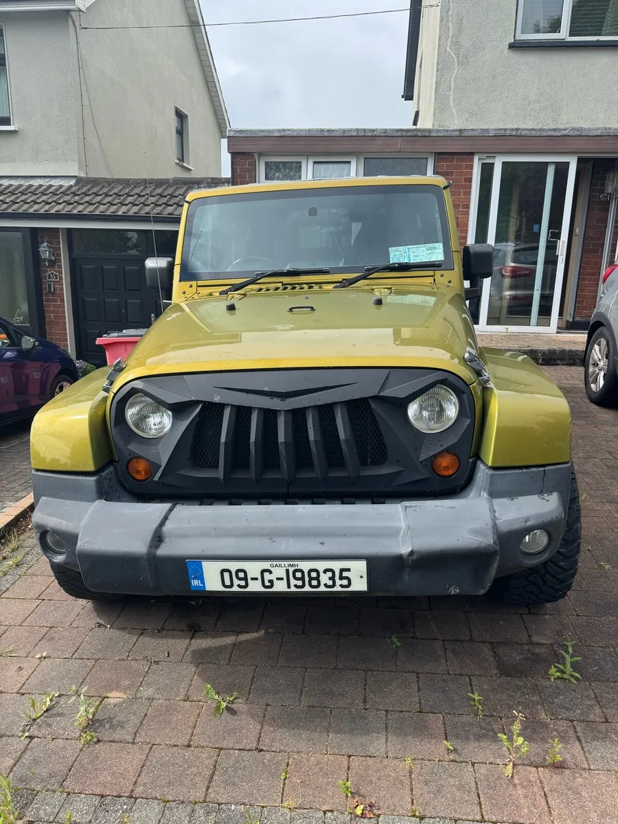 Car - Image 1