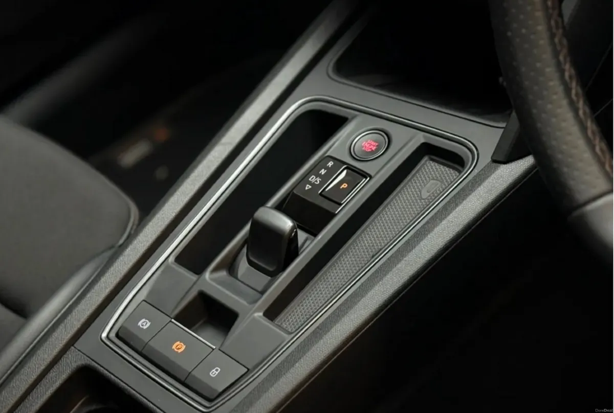 Cupra Formentor E-Hybrid 204 BHP - Image 3