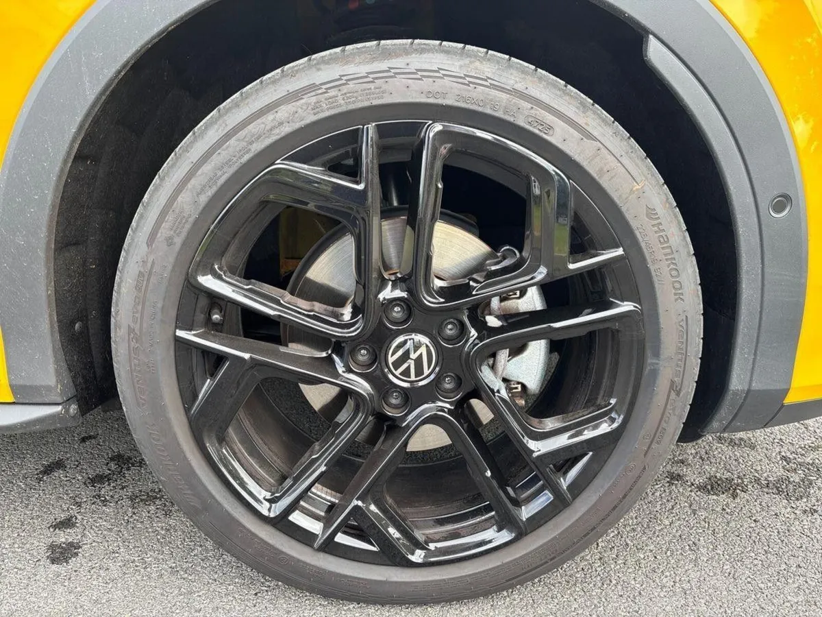 Volkswagen T-Roc R-LINE 1.5TSI 150HP MHEV - Image 5