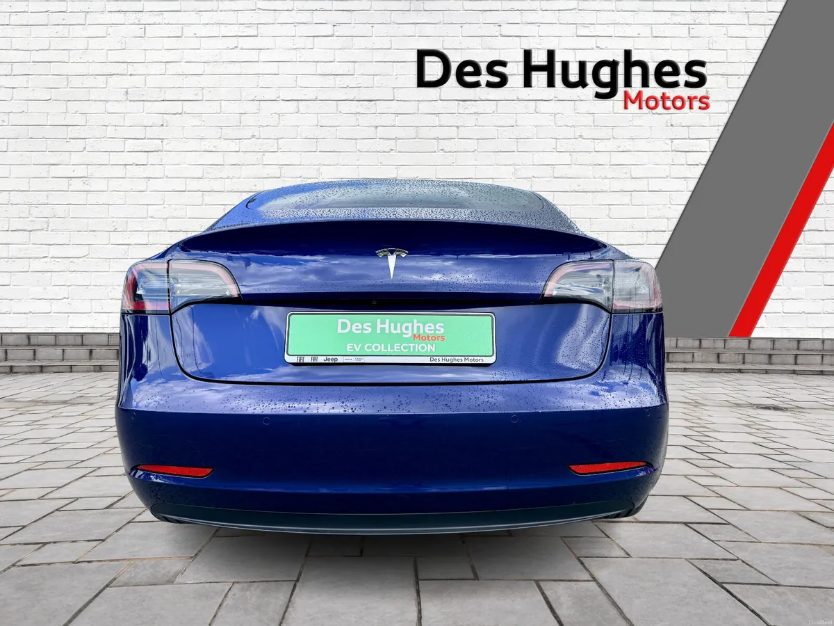Tesla Model 3 2021 - Image 4