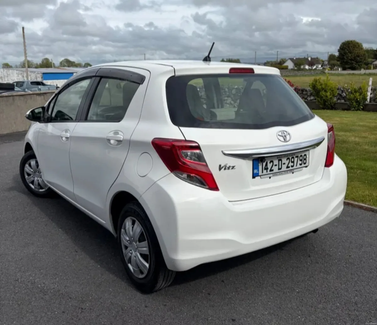 Toyota Vitz 2014 - Image 3
