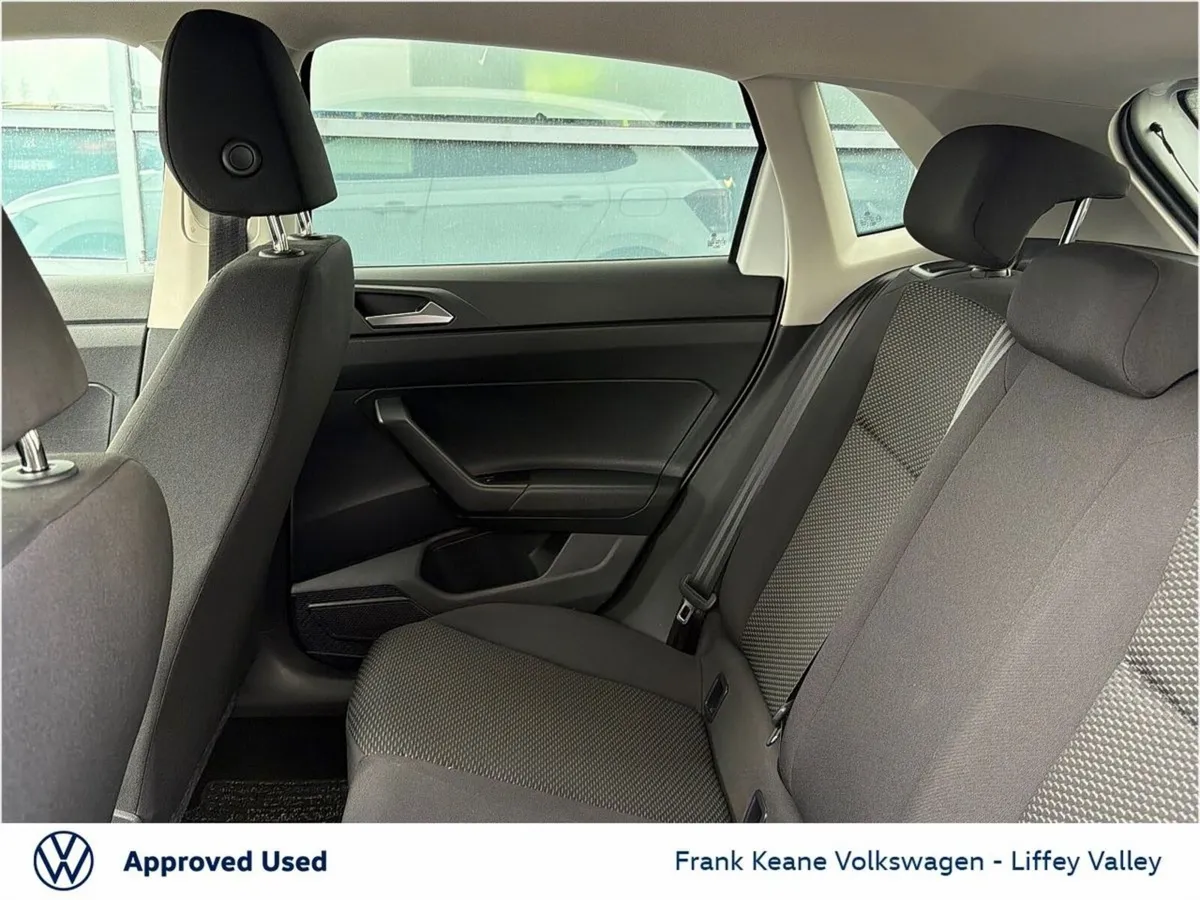Volkswagen Polo COMFORTLINE AUTO 1.0TSI 80BHP *PUR - Image 6