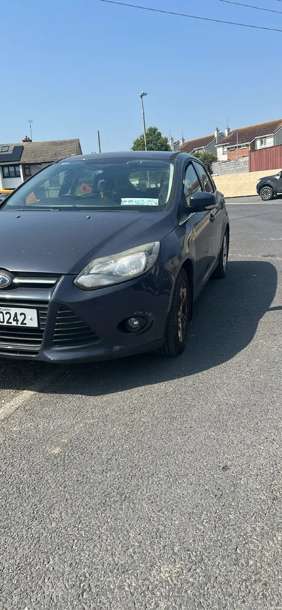 Ford Focus 2011 - Image 3