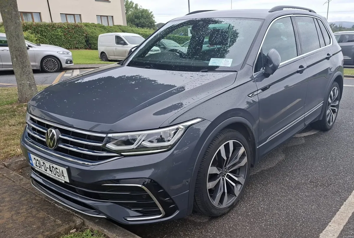 VW R Line Tiguan - Image 2