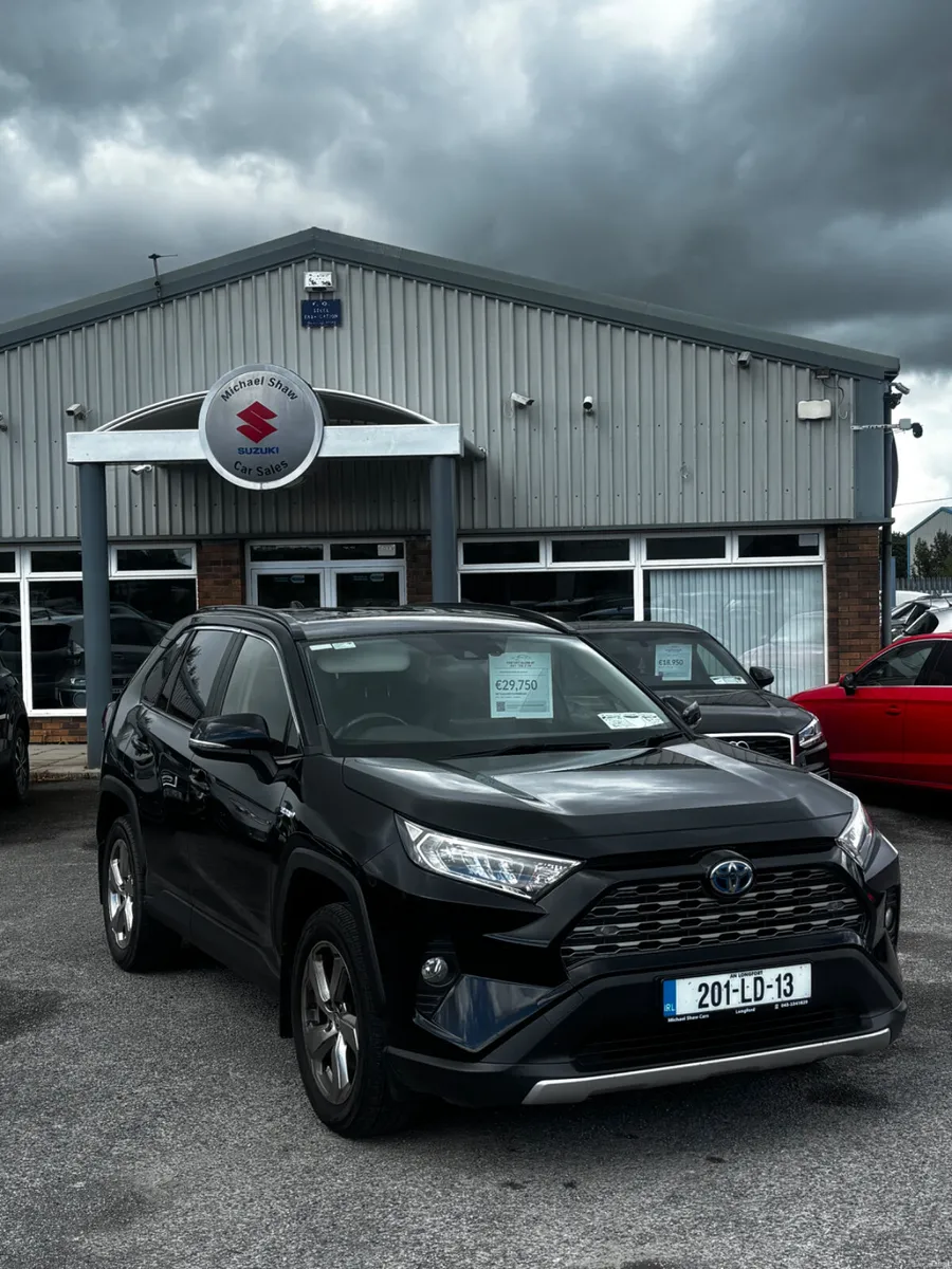 201 Toyota RAV4 2.5 HYBRID SOL - Image 6