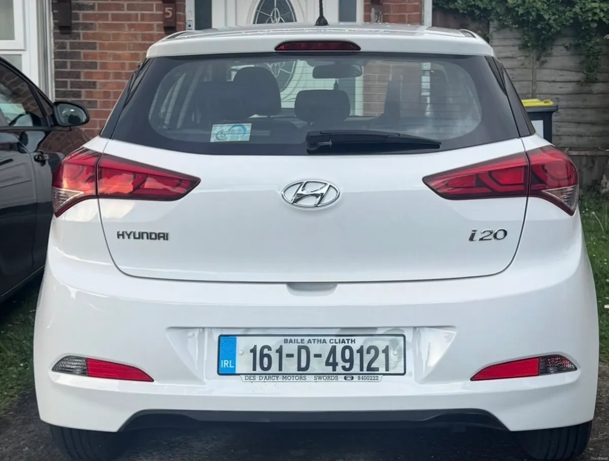 Hyundai i20 Low Mileage - Image 3