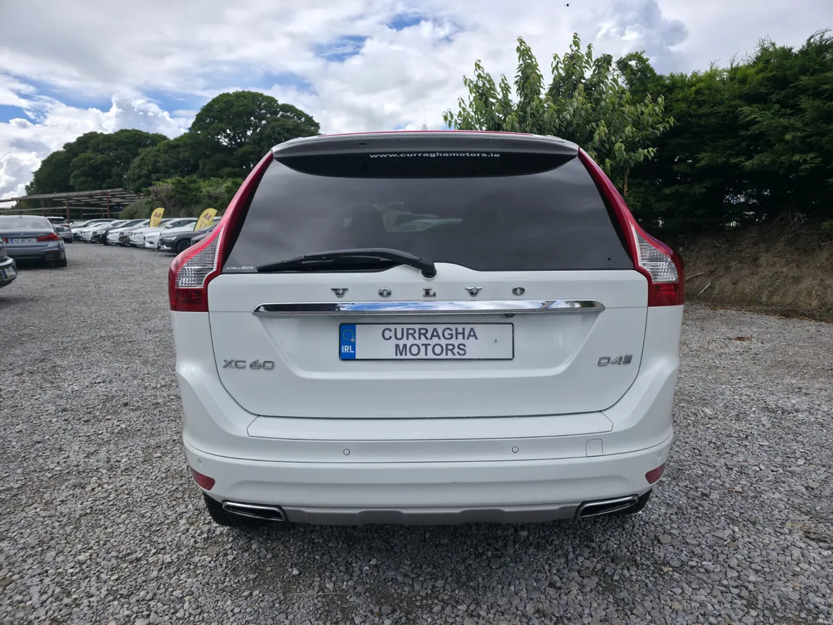 2016 Volvo XC60 D4 Classic - Image 4