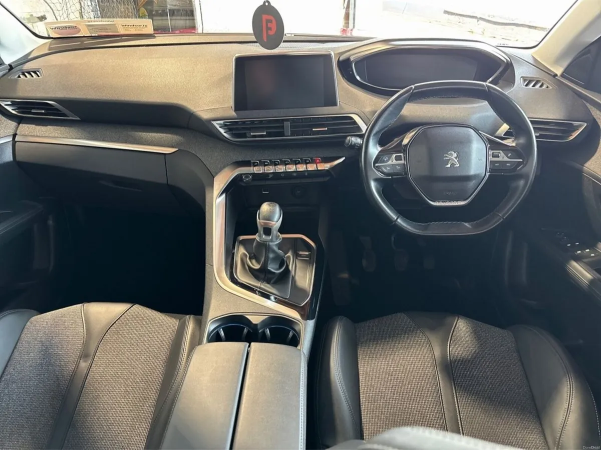 Peugeot 3008 1.5 BlueHDi 130bhp Allure - Image 4