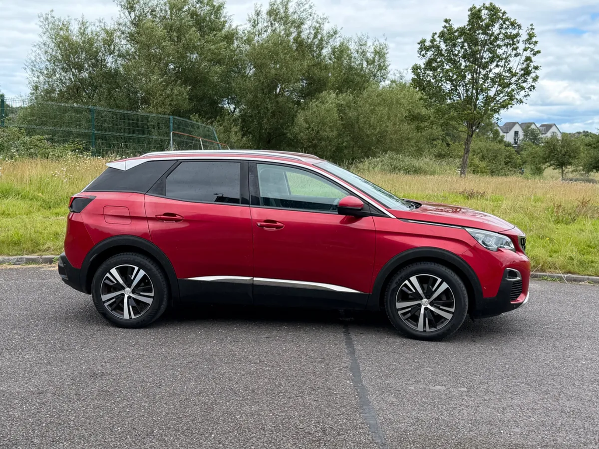 Peugeot 3008 2020 Allure model Top Spec - Image 4