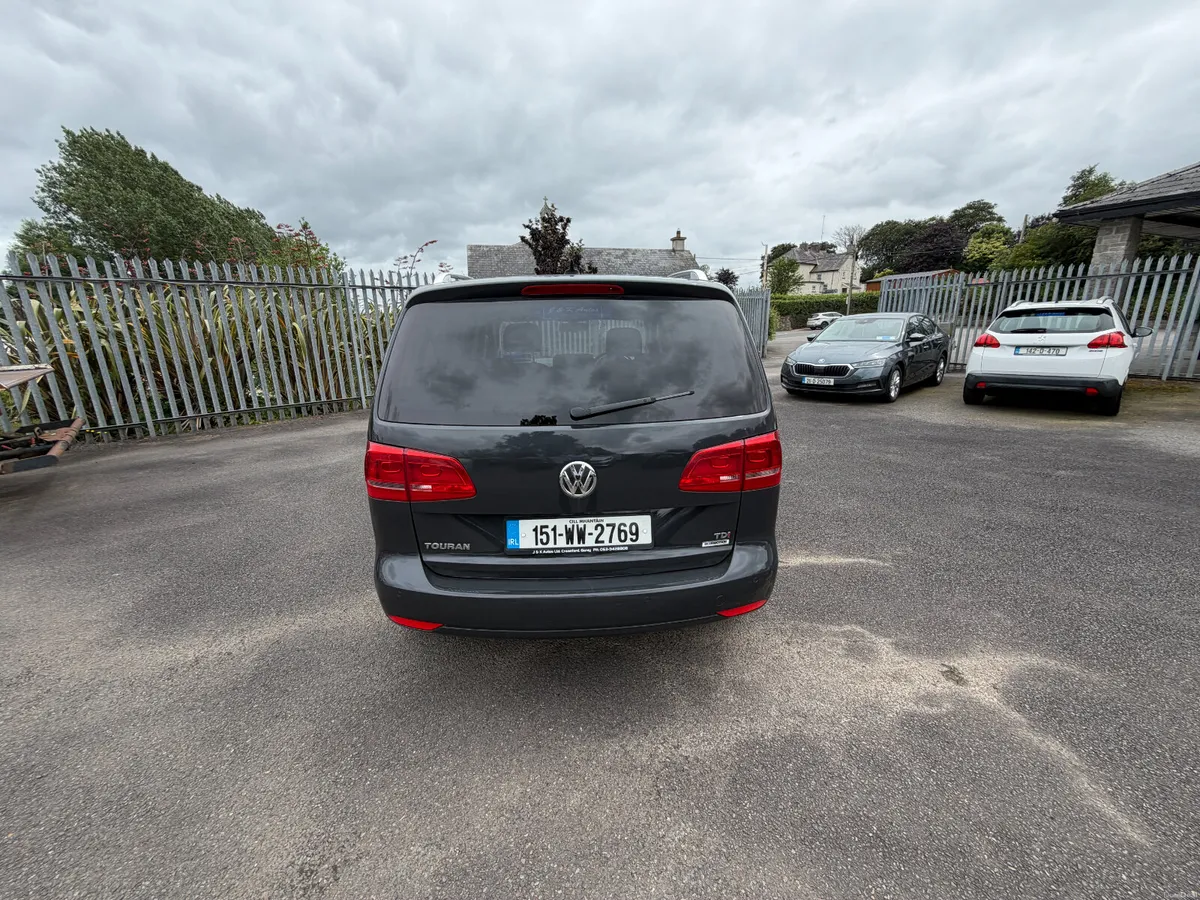 Volkswagen Touran 2015, 1.6 TDI 105BHP TRENDLINE - Image 2