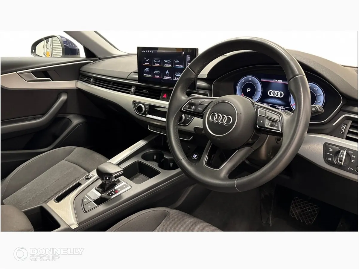 Audi A4 Diesel Avant Technik - Image 6