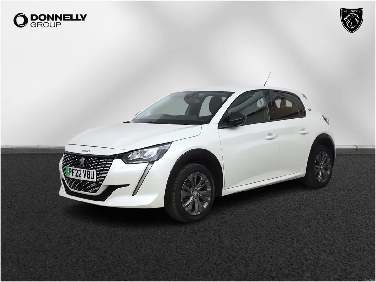 Peugeot 208 E- Electric Hatchback Allure Premium - Image 4
