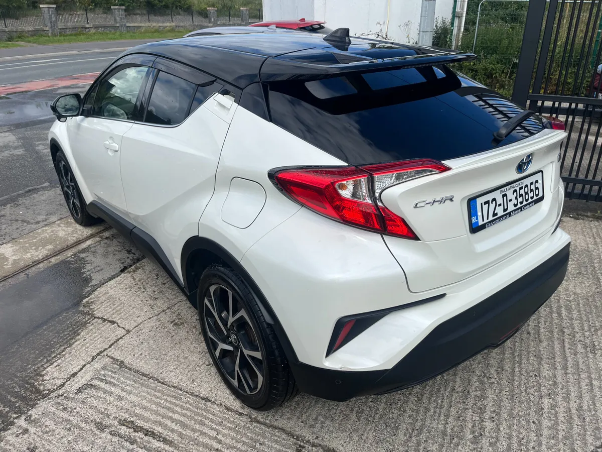 TOYOTA CHR 2017, 1.8 HYBRID AUTO LOW KM HIGH SPEC - Image 4