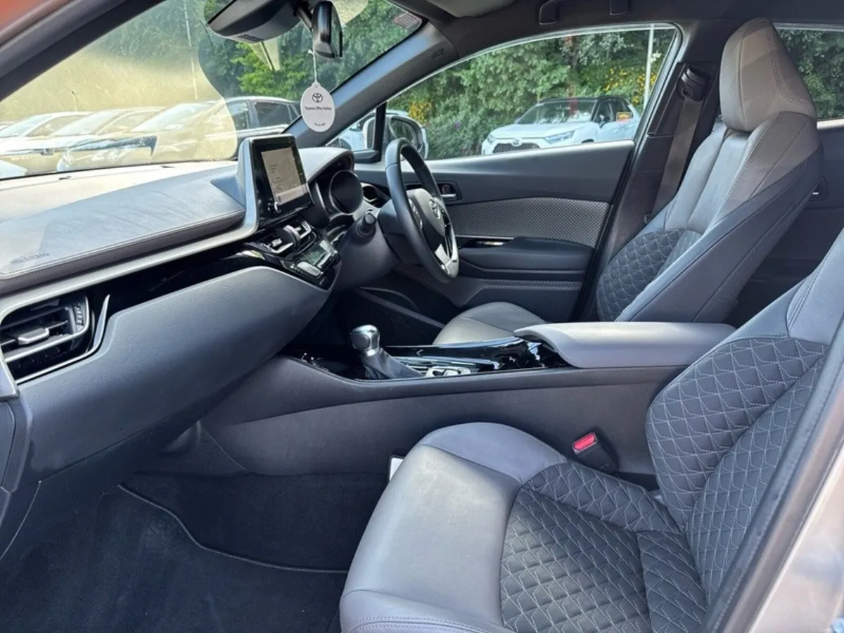 Toyota C-HR C-HR HYBRID SOL - Image 6