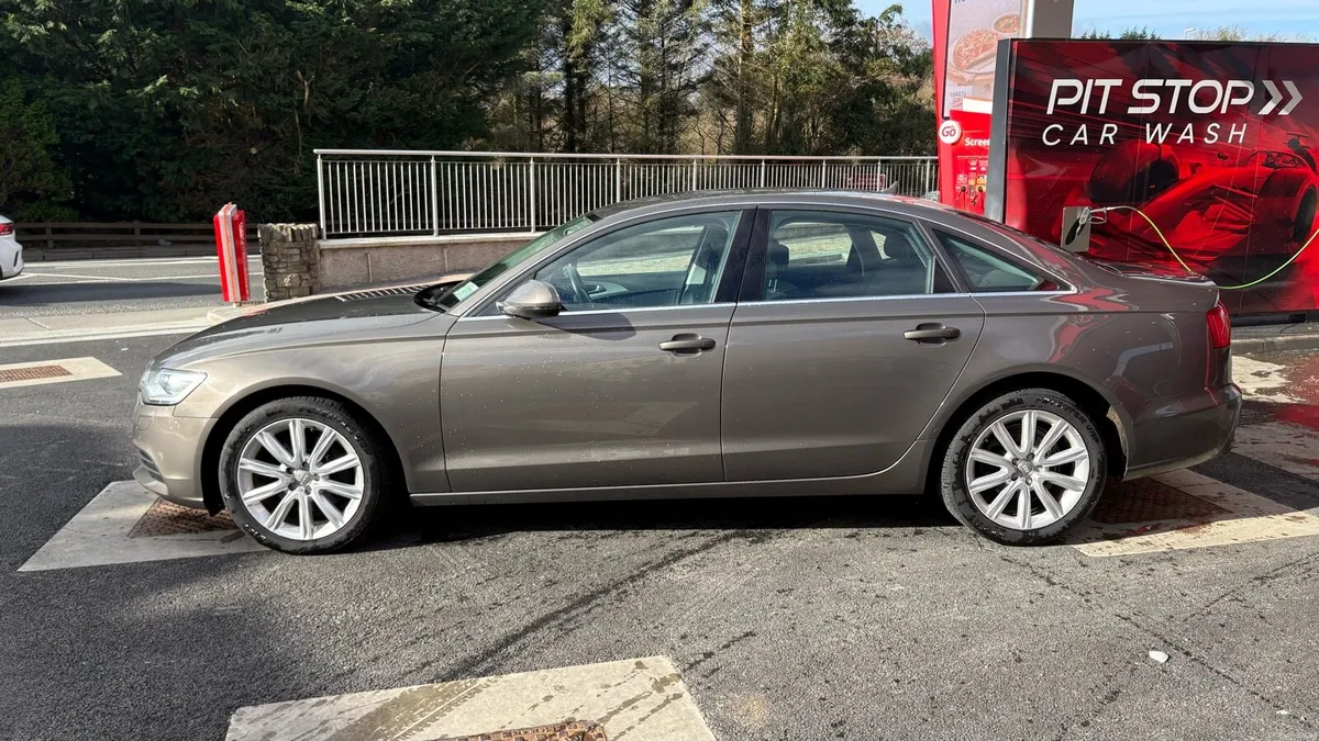Audi A6 - Image 5