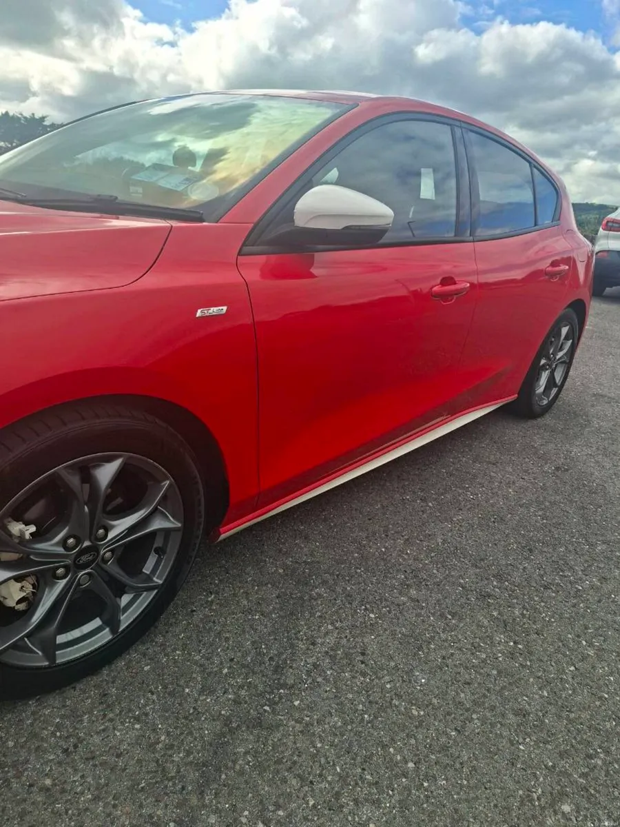 201 Ford Focus ST Line - Image 3