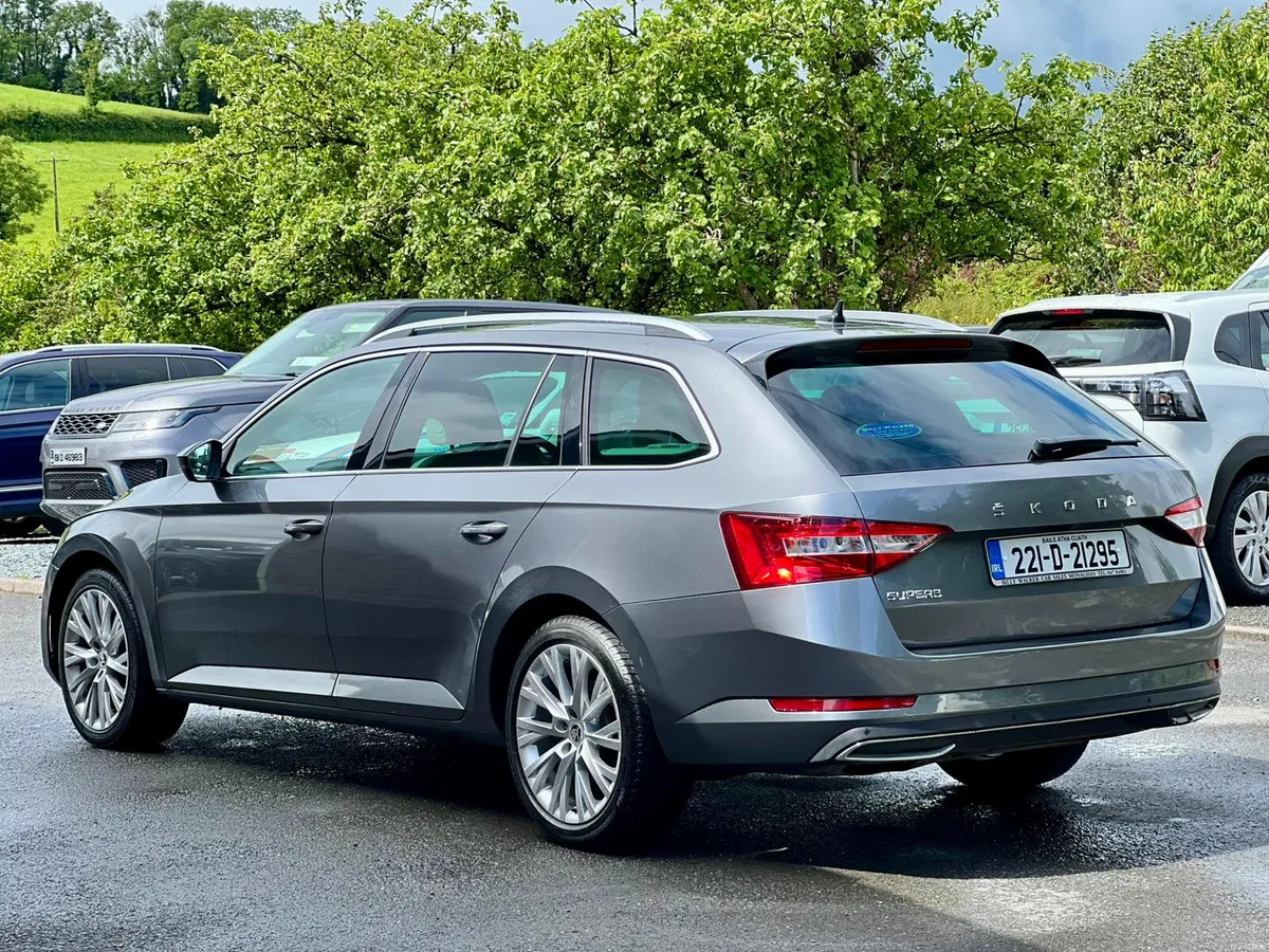 Skoda Superb 2022 - Image 4