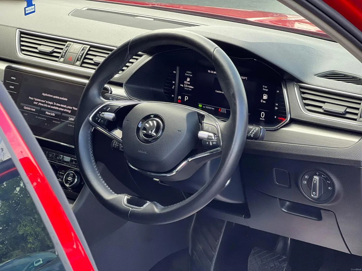 Skoda Superb 2023 - Image 6