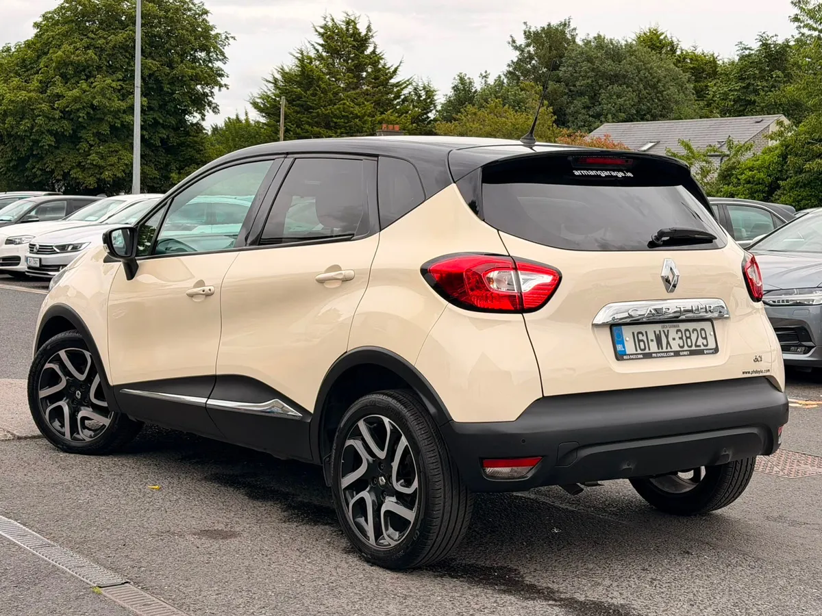 Renault Captur 2016 1.5 Diesel Manual - Image 4