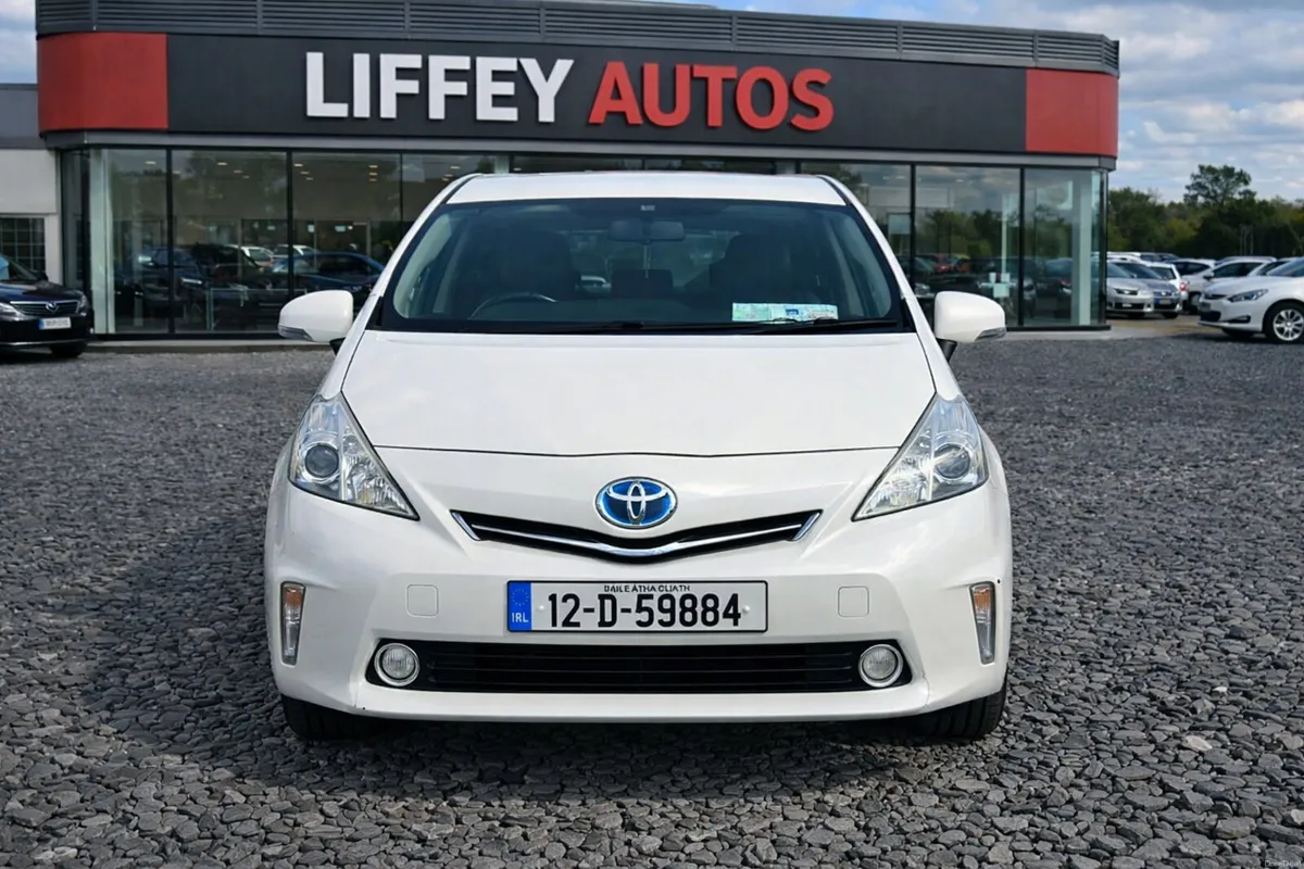 TOYOTA PRIUS ALPHA 2012 - Image 2