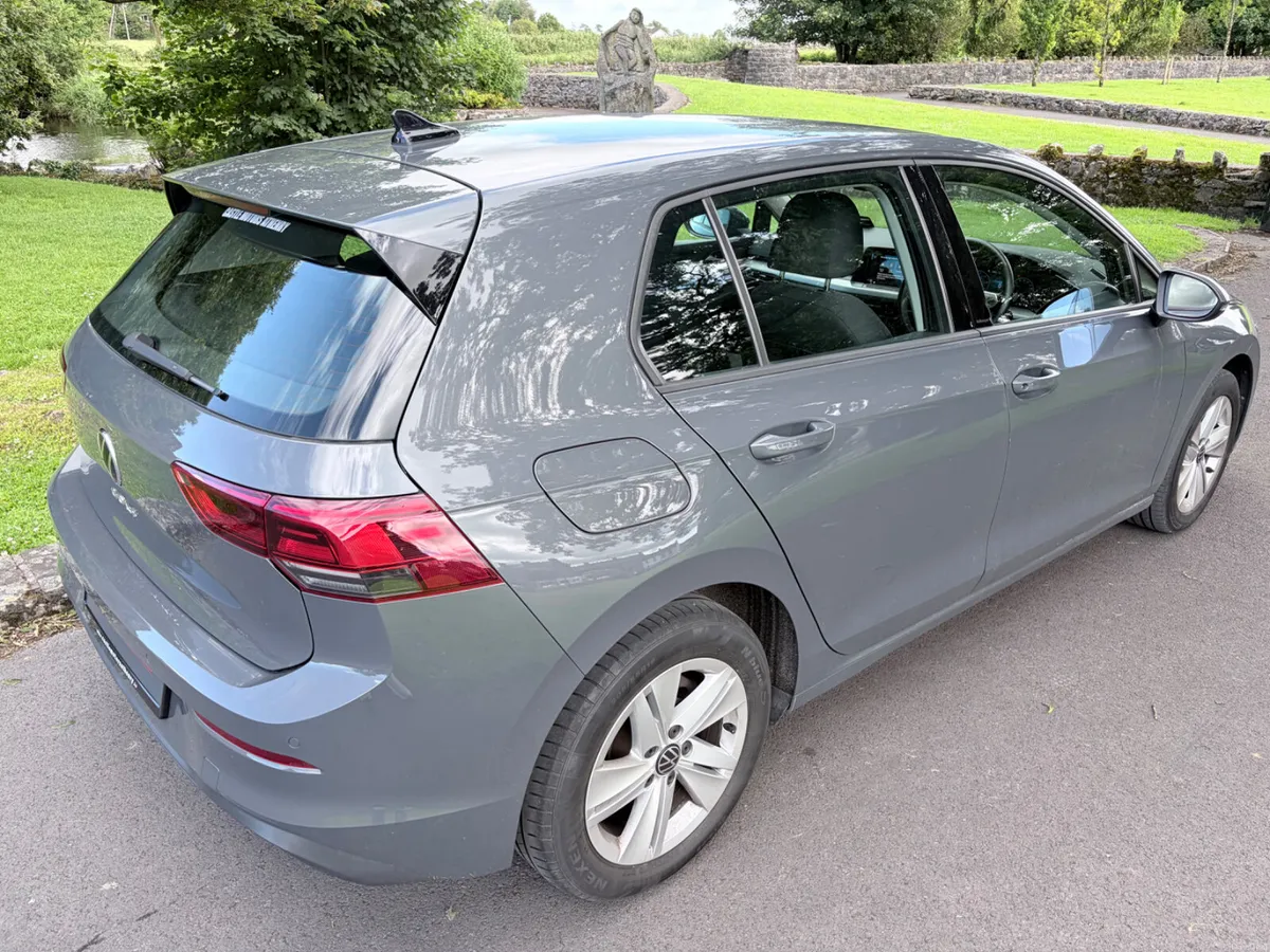 Volkswagen Golf 2022 2.0Tdi Life - Image 6