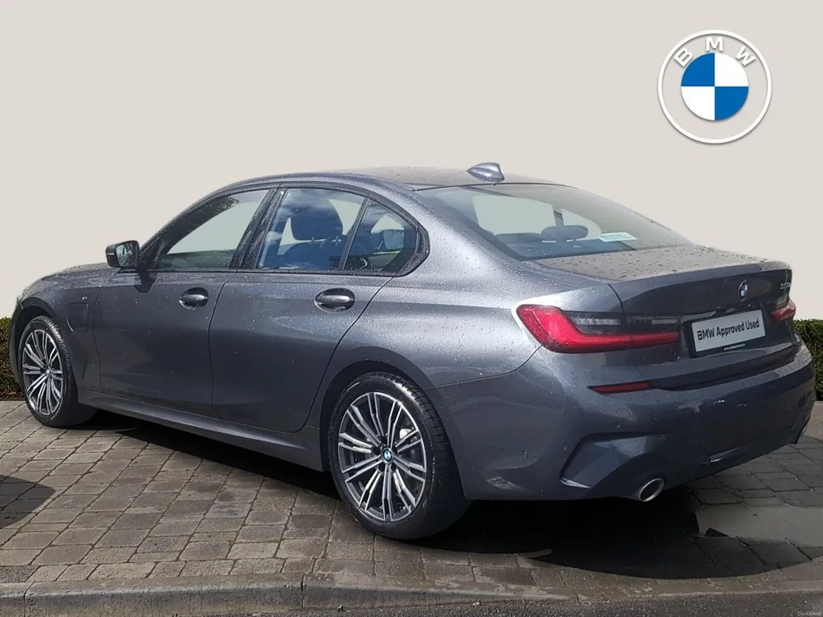 BMW 3-Series 330e M Sport - Image 3