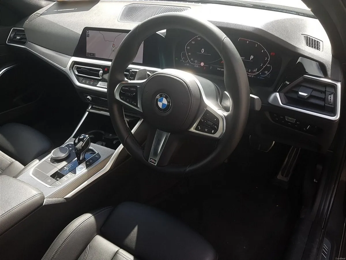 BMW 3-Series 330e M Sport - Image 6