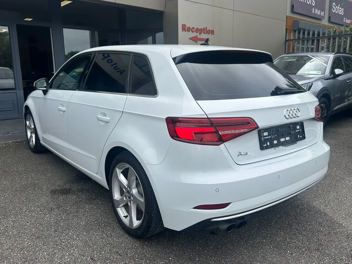 1.4 30TFSI Signature Edition - SAVE €1000 - Image 2