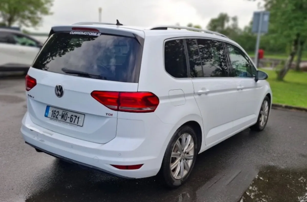 2016 Volkswsgen Touran - Image 4