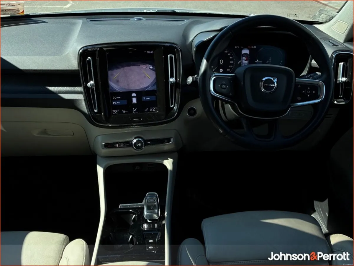 Volvo XC40 T4 Plug in Hybird Plus Bright (2 Years - Image 2