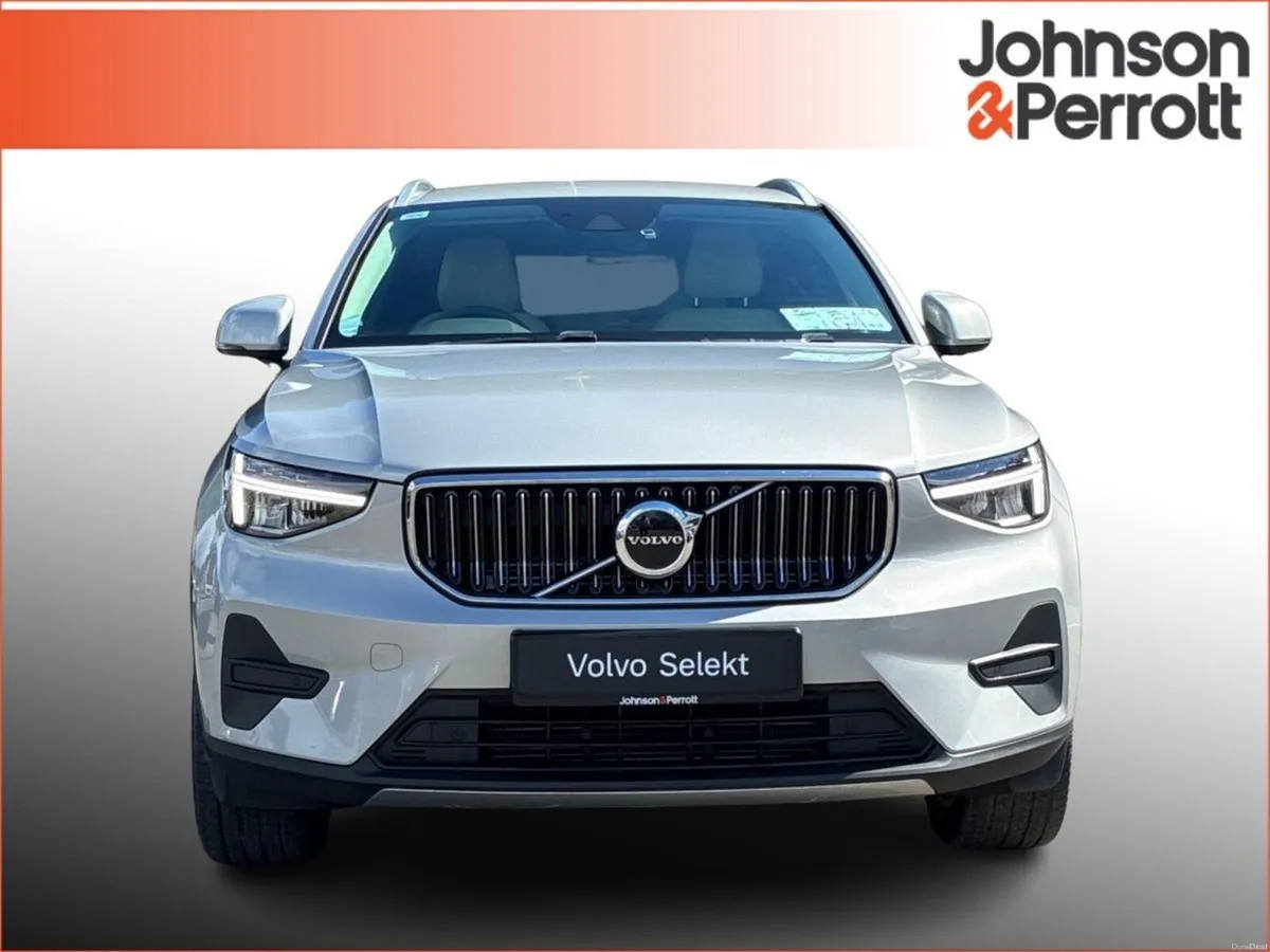 Volvo XC40 T4 Plug in Hybird Plus Bright (2 Years - Image 4