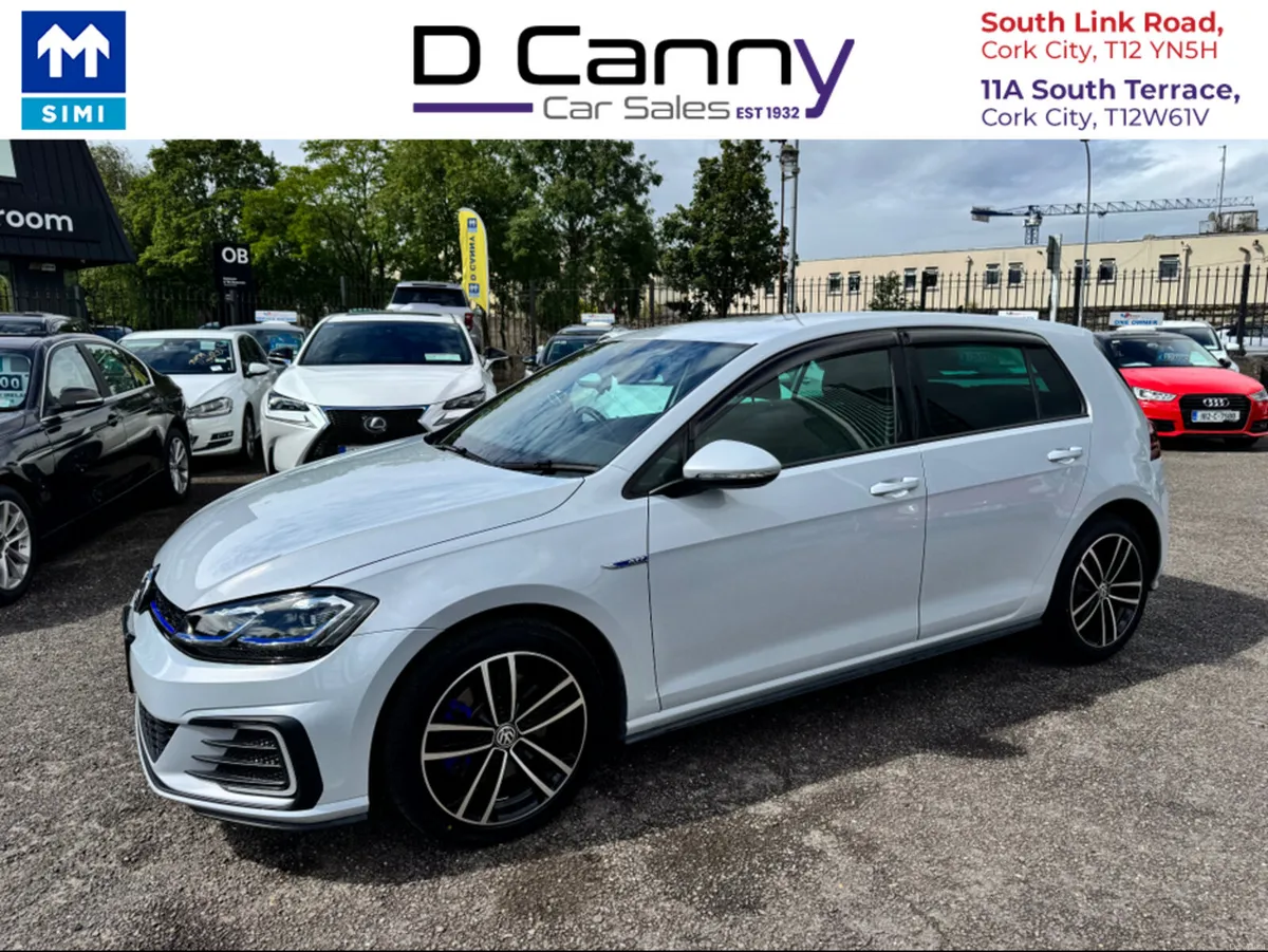 Volkswagen Golf 1.4 GTE Petrol Plug in hybrid - Image 6