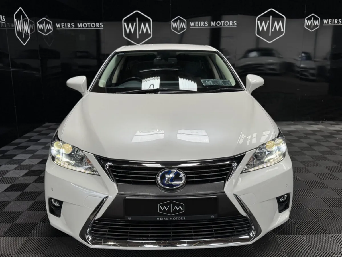 Lexus CT CT200H - Image 4