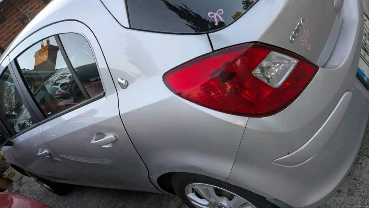 Opel Corsa 2011 - Image 3