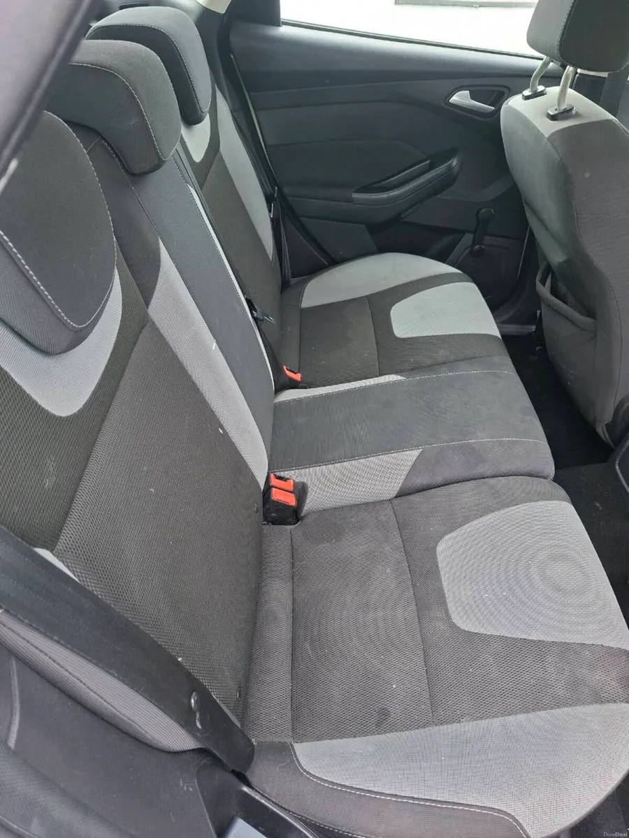 FORD FOCUS 2013 ESTATE - Image 5