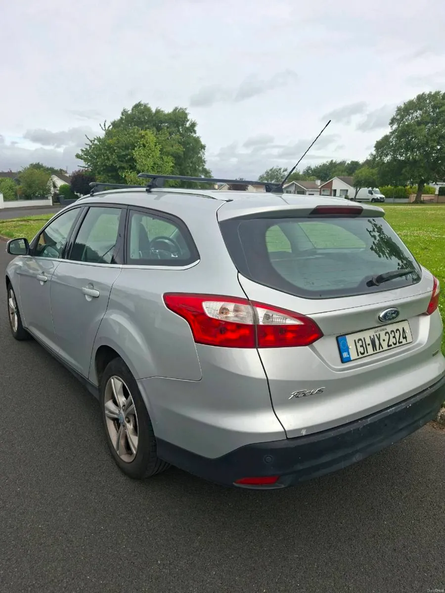 FORD FOCUS 2013 ESTATE - Image 3