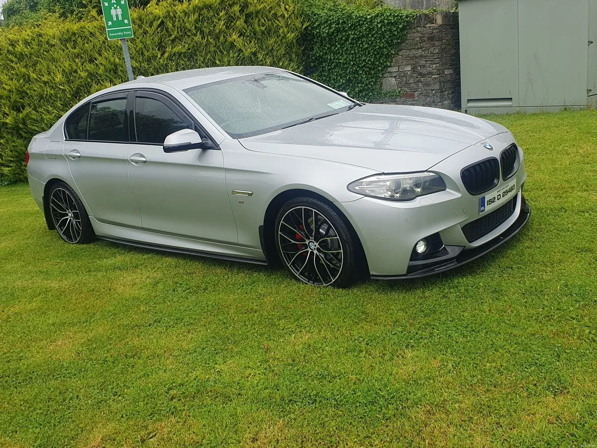 BMW 5-Series 2015 - Image 1