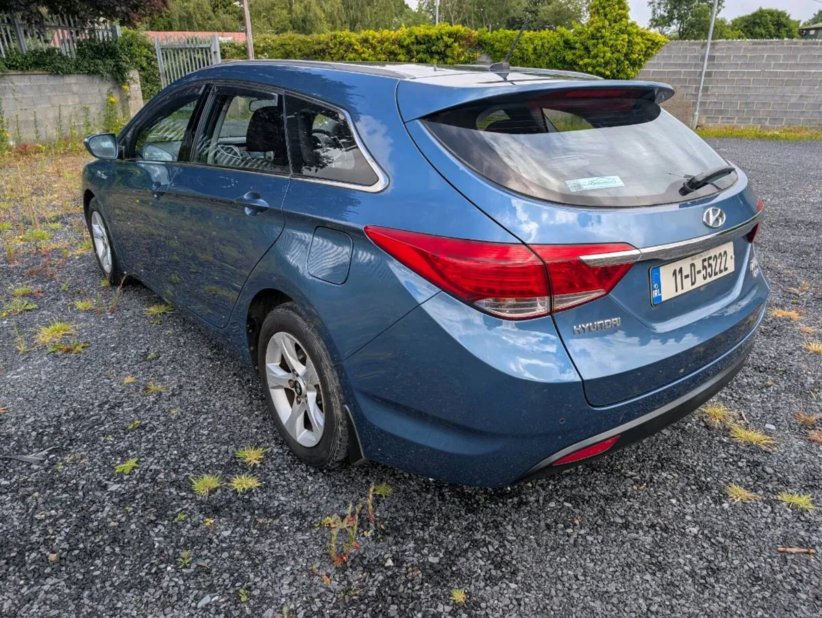 Hyundai i40 2011 low mileage - Image 4
